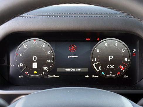 New 2026 Land Rover Defender 110 X-Dynamic SE AWD/4WD image 29