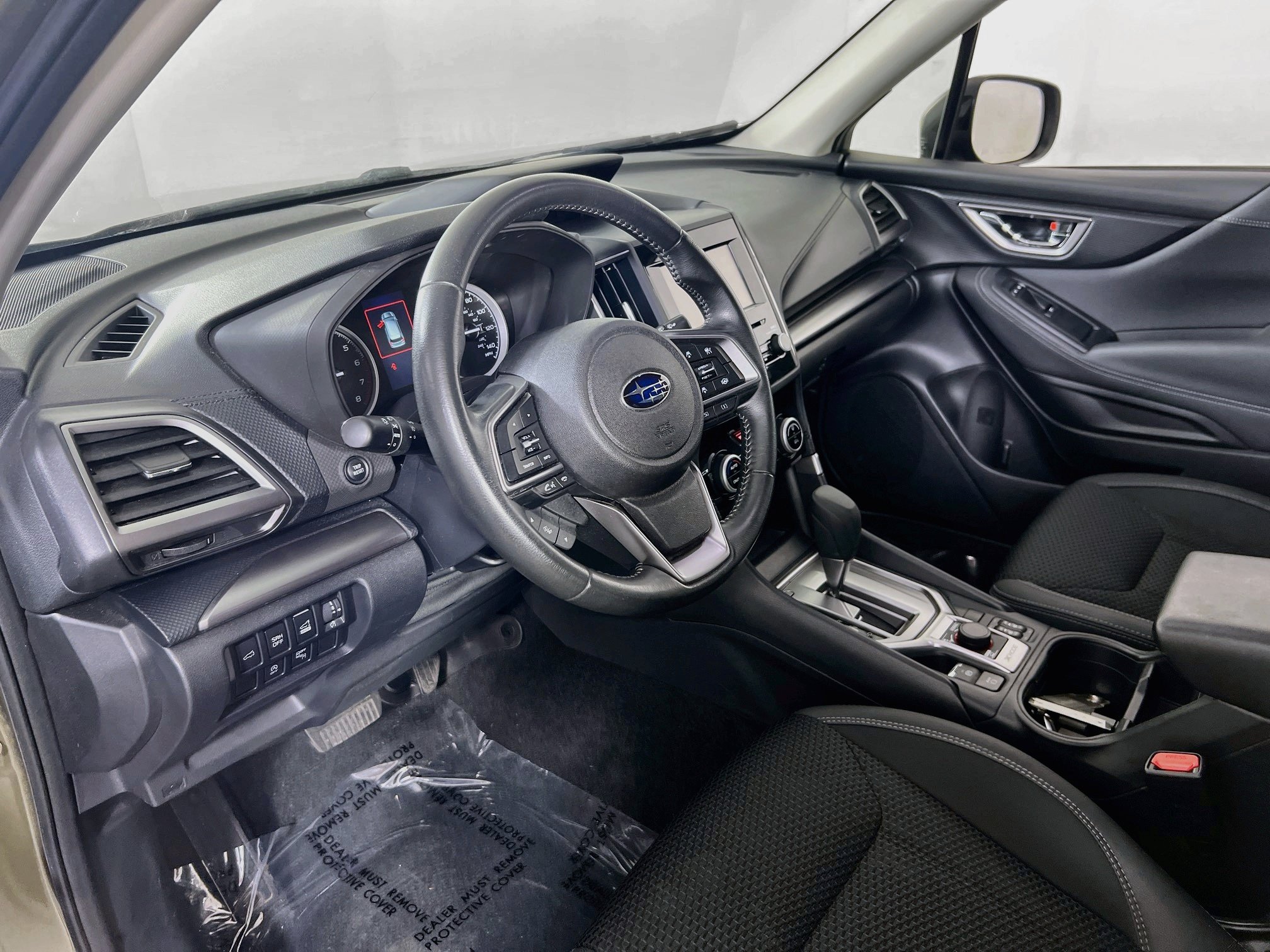 Used 2023 Subaru Forester Premium AWD/4WD image 9