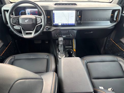 Used 2023 Ford Bronco Badlands image 23