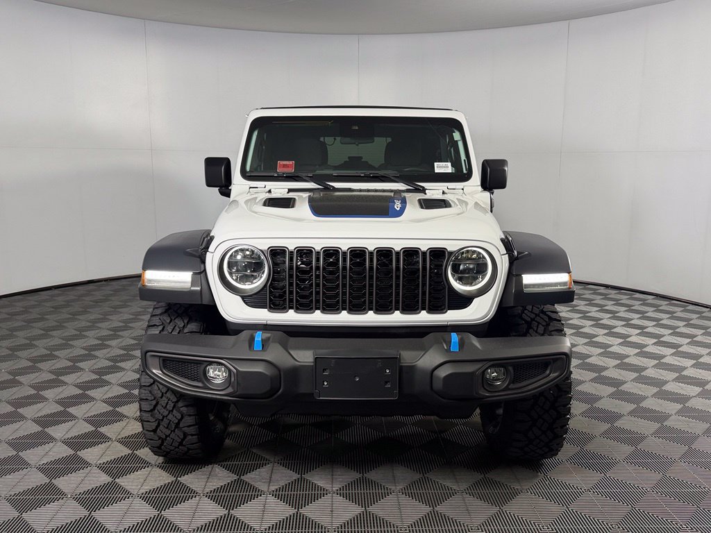 Used 2024 Jeep Wrangler Unlimited Rubicon 4xe w/ Safety Group AWD/4WD image 3