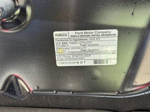 Used 2025 Ford F150 Lariat image 32