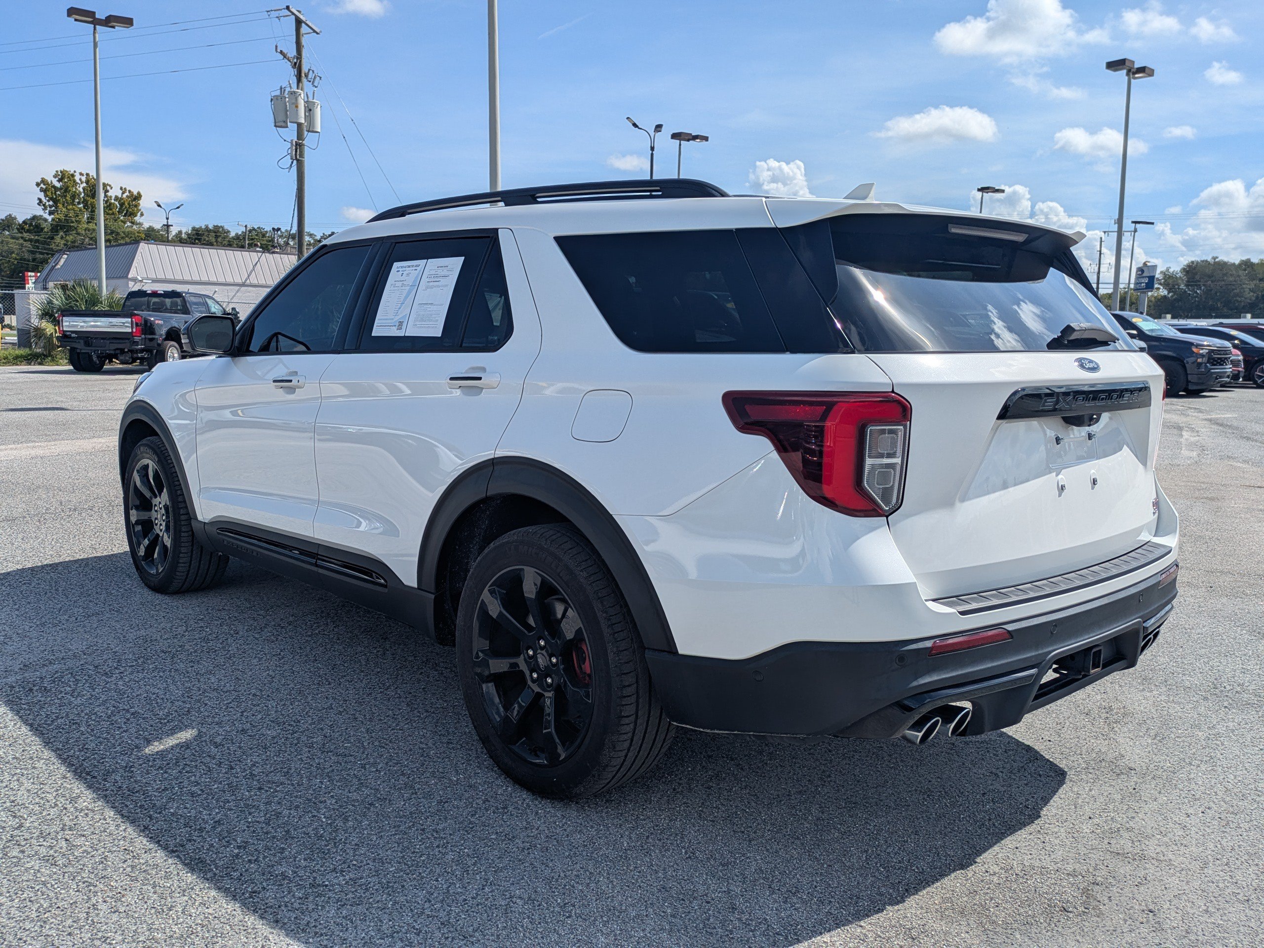 Certified 2022 Ford Explorer ST w/ Equipment Group 401A AWD/4WD image 6
