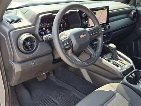 Used 2024 Chevrolet Colorado W/T w/ WT Convenience Package II AWD/4WD image 30