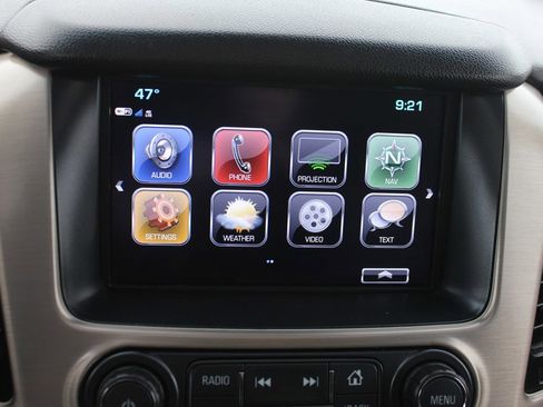 Used 2017 GMC Yukon Denali w/ Open Road Package image 18