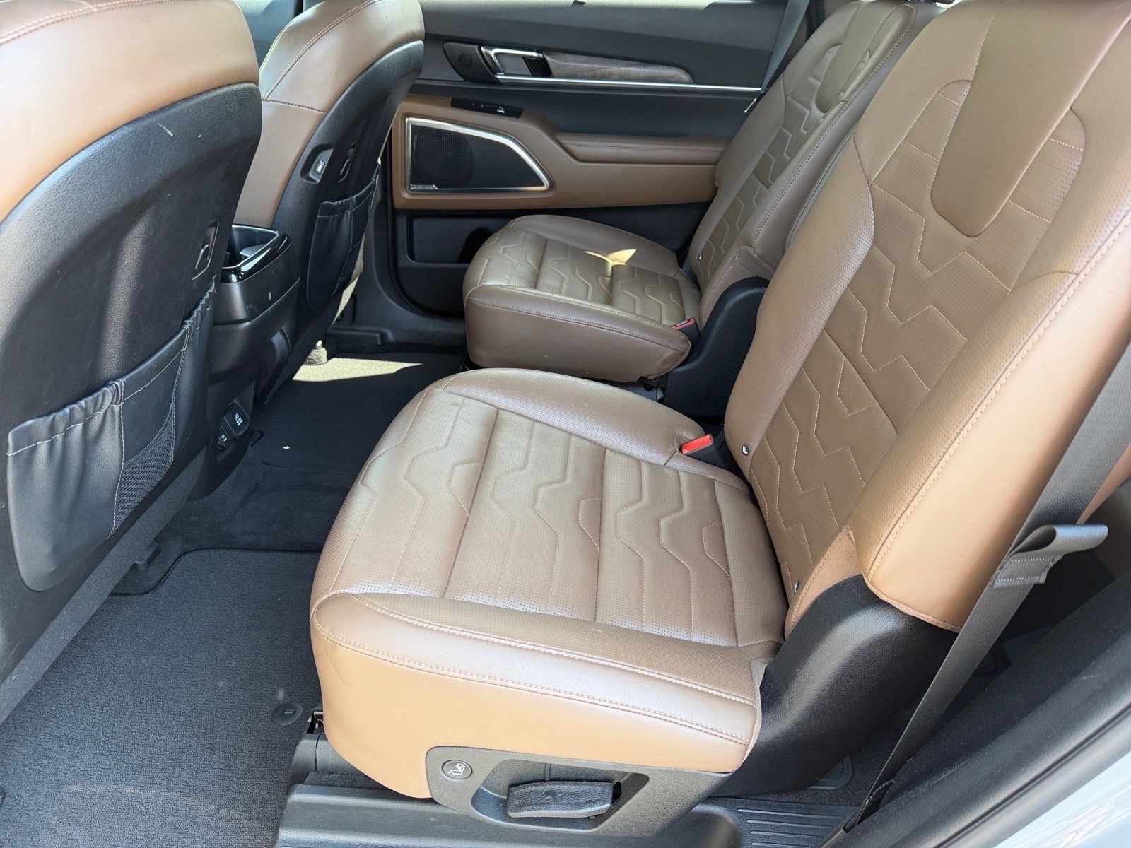 Used 2022 Kia Telluride SX w/ SX Prestige Package AWD/4WD image 14