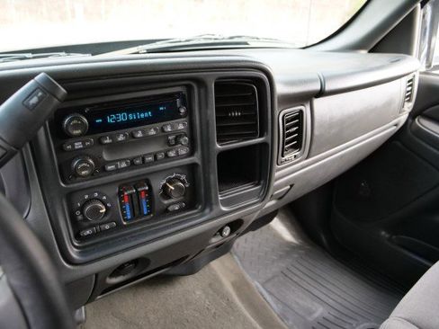 Used 2007 Chevrolet Silverado 3500 LT w/ Heavy-Duty Power Package image 8
