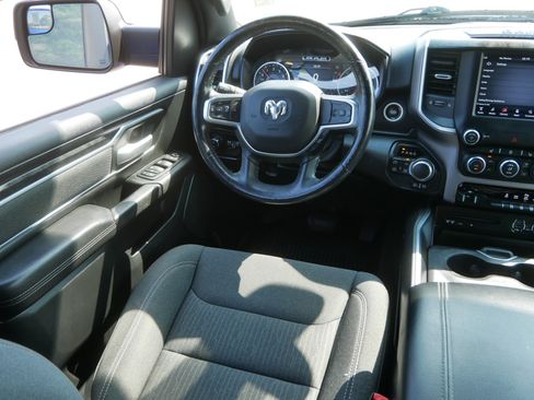 Used 2019 RAM 1500 Big Horn AWD/4WD image 9