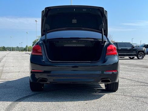 Used 2018 BMW 540i xDrive AWD/4WD image 25