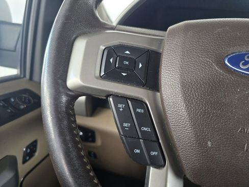 Used 2020 Ford F150 Lariat image 27