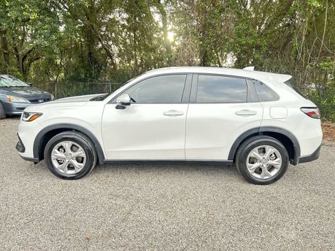 Used 2024 Honda HR-V LX image 4