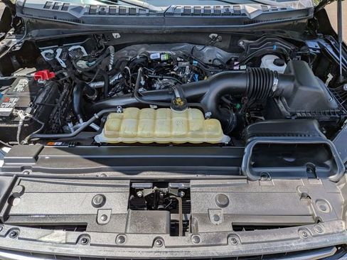 Used 2020 Ford F150 XLT w/ Equipment Group 302A Luxury AWD/4WD image 23