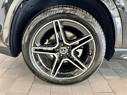 New 2026 Mercedes-Benz GLS 450 4MATIC image 18