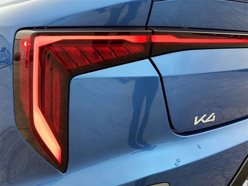 New 2025 Kia K4 GT-Line image 29