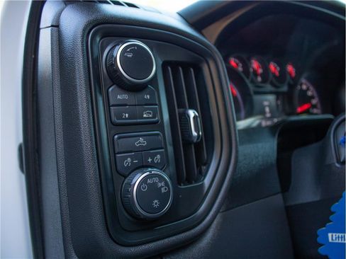 Used 2021 Chevrolet Silverado 1500 W/T w/ WT Value Package image 9