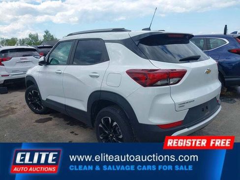 Used 2023 Chevrolet TrailBlazer LT AWD/4WD image 5