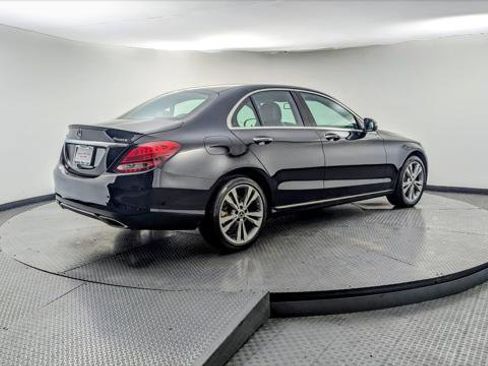 Used 2018 Mercedes-Benz C 300 4MATIC Sedan w/ Multimedia Package image 8
