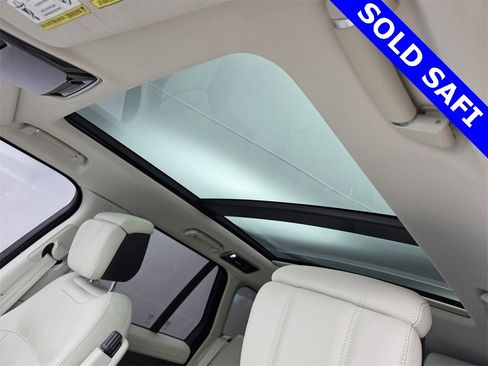Used 2021 Land Rover Range Rover Westminster Edition image 12