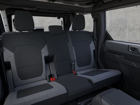 New 2025 Ford Bronco 4-Door w/ Sasquatch Package AWD/4WD image 43