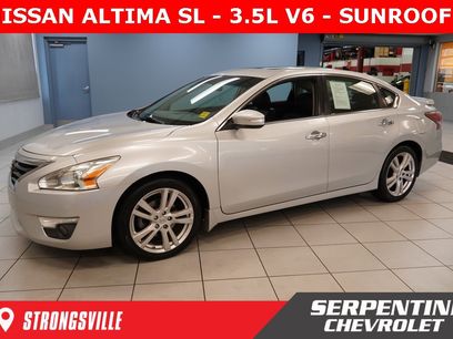 Used 2014 Nissan Altima 3.5 SL w/ Technology Package