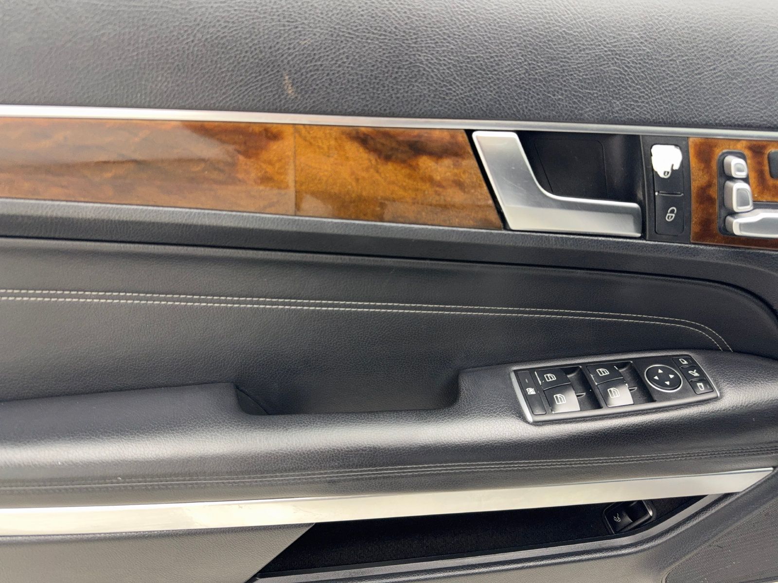 Used 2017 Mercedes-Benz E 400 Cabriolet w/ Premium 2 Package image 49