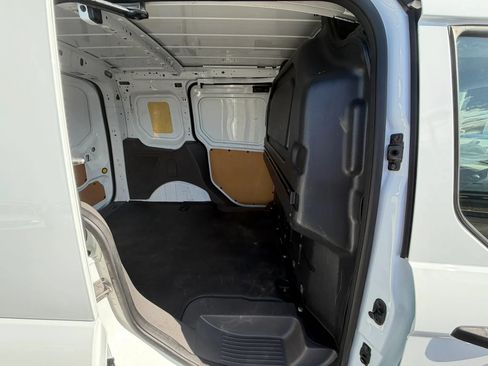 Used 2019 Ford Transit Connect XL FWD image 11