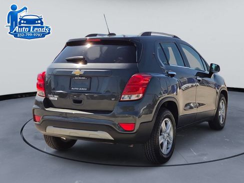 Used 2017 Chevrolet Trax LT w/ LT Convenience Package AWD/4WD image 5