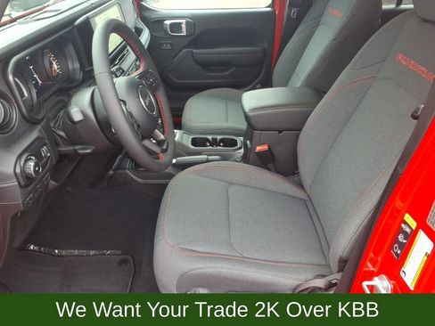 Used 2024 Jeep Wrangler Unlimited Rubicon w/ Convenience Group image 10