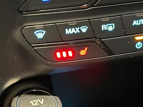 Used 2019 Ford Ranger XLT w/ Equipment Group 302A Luxury AWD/4WD image 31