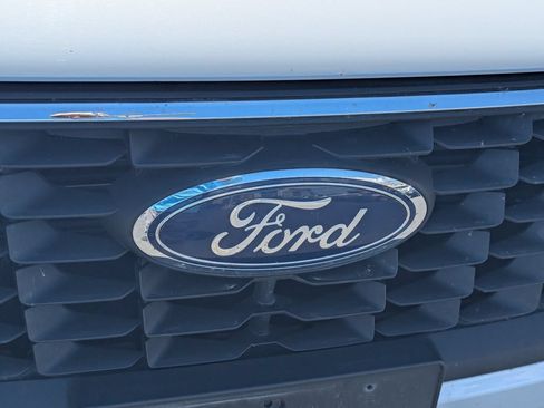 Used 2025 Ford Escape Active AWD/4WD image 11