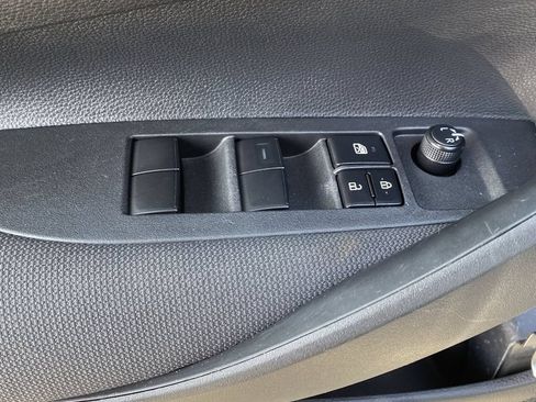 Certified 2025 Toyota Corolla LE FWD image 25