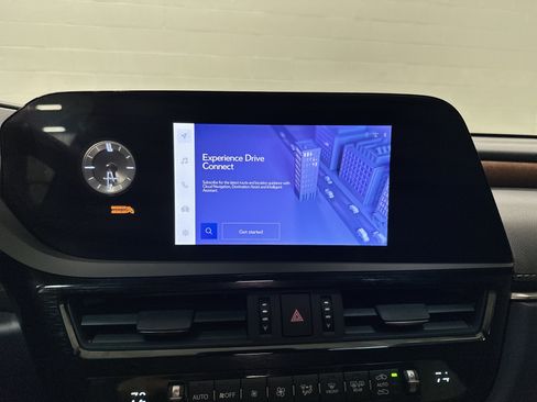 Certified 2023 Lexus ES 350 w/ Premium Package image 24