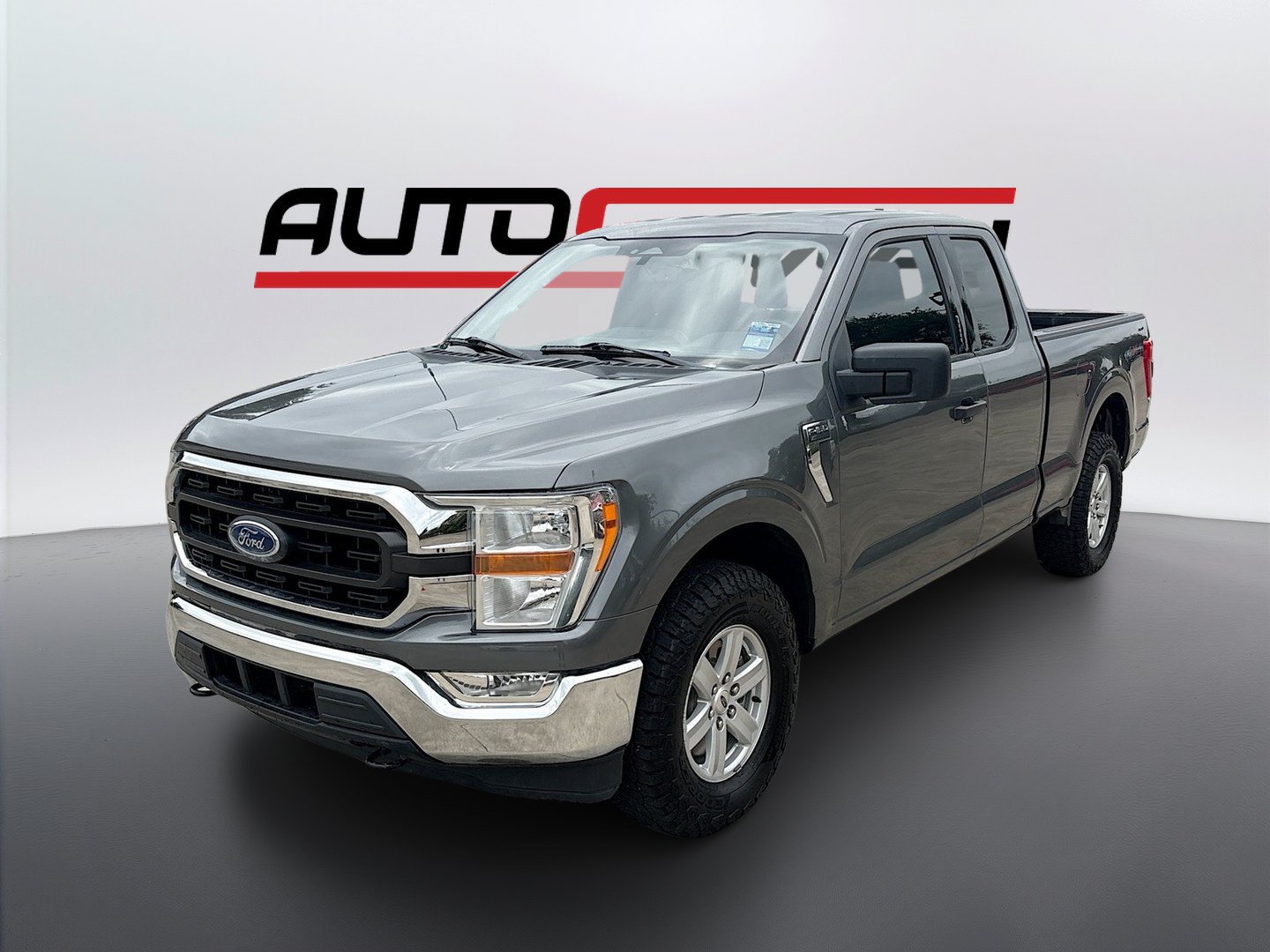 Used 2023 Ford F150 XLT w/ Equipment Group 301A Mid AWD/4WD image 3