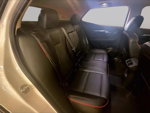 Used 2023 Buick Envision Essence w/ Sport Touring Package AWD/4WD image 18