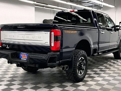 Used 2023 Ford F350 Platinum w/ Tremor Off-Road Package image 11