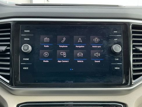 Certified 2023 Volkswagen Atlas SEL image 7