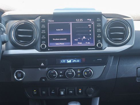Certified 2021 Toyota Tacoma TRD Off-Road w/ Technology Package RWD image 14