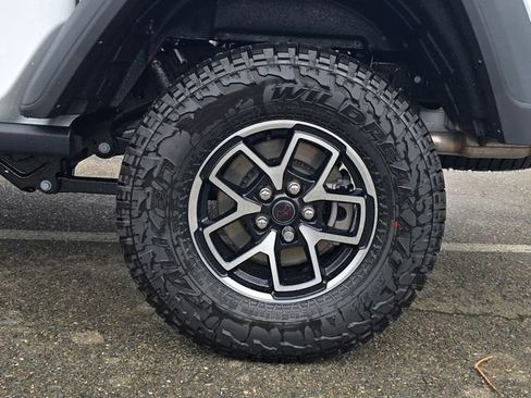 New 2026 Jeep Gladiator Rubicon AWD/4WD image 31