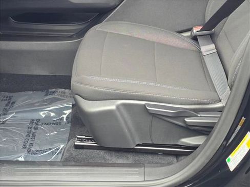 New 2026 Chevrolet Equinox EV LT image 30