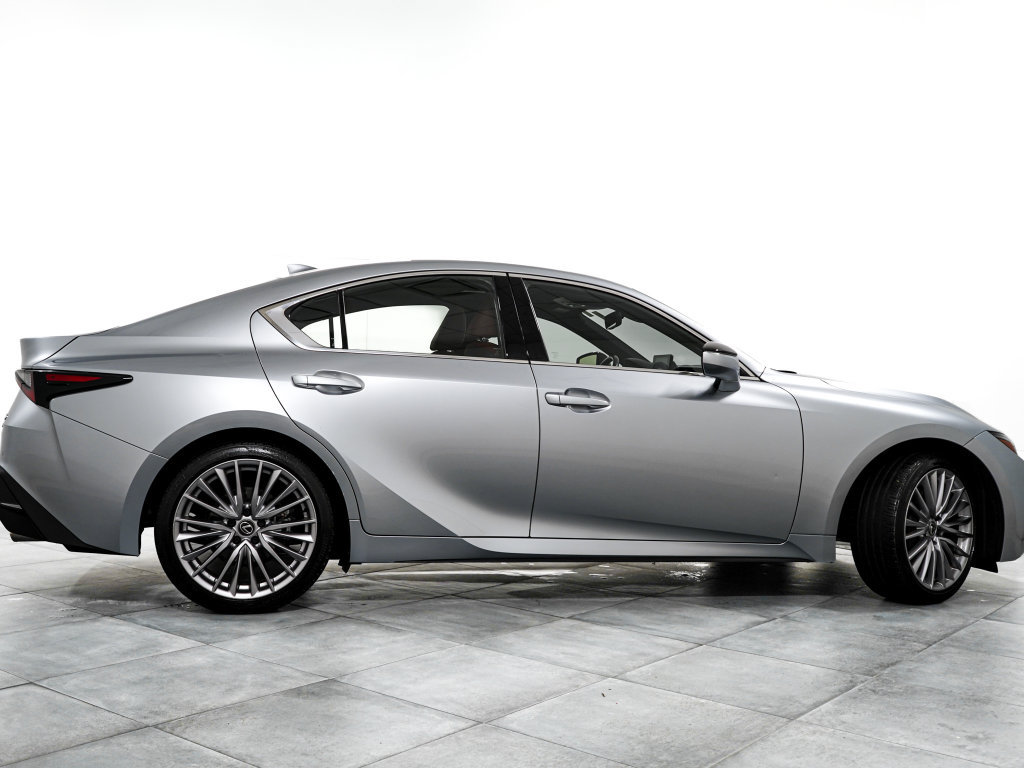 Used 2024 Lexus IS 300 AWD w/ Premium Package image 7
