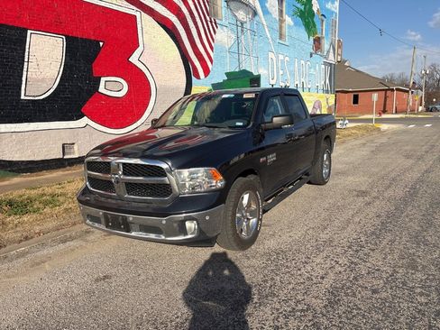 Used 2019 RAM 1500 Lone Star image 2