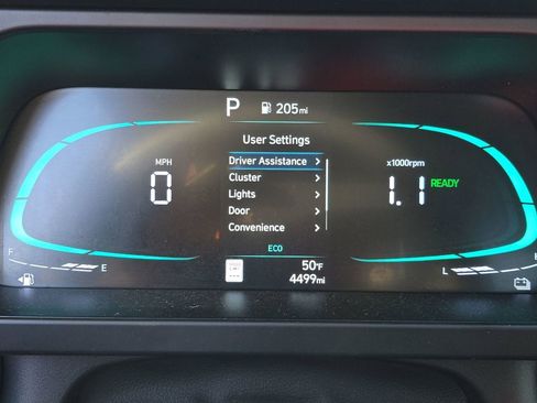 Used 2025 Hyundai Elantra Blue image 12