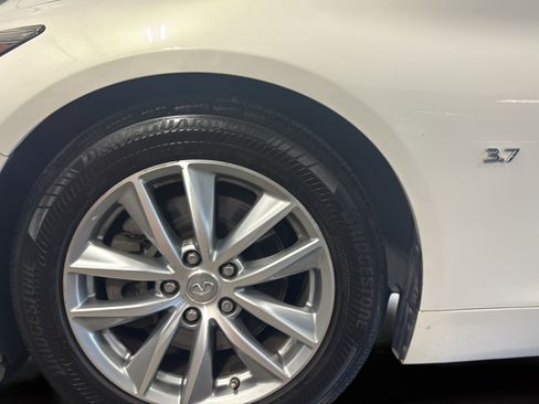 Used 2015 INFINITI Q50 RWD image 32