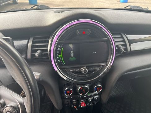 Used 2019 MINI Cooper 4-Door Hardtop image 14