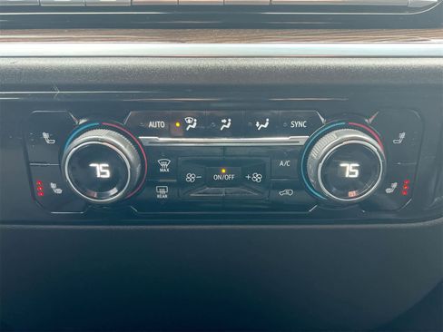 Used 2022 Chevrolet Silverado 1500 LT image 27