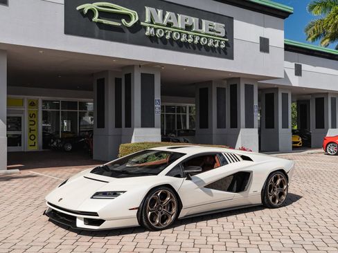 Used 2022 Lamborghini Aventador Countach image 29