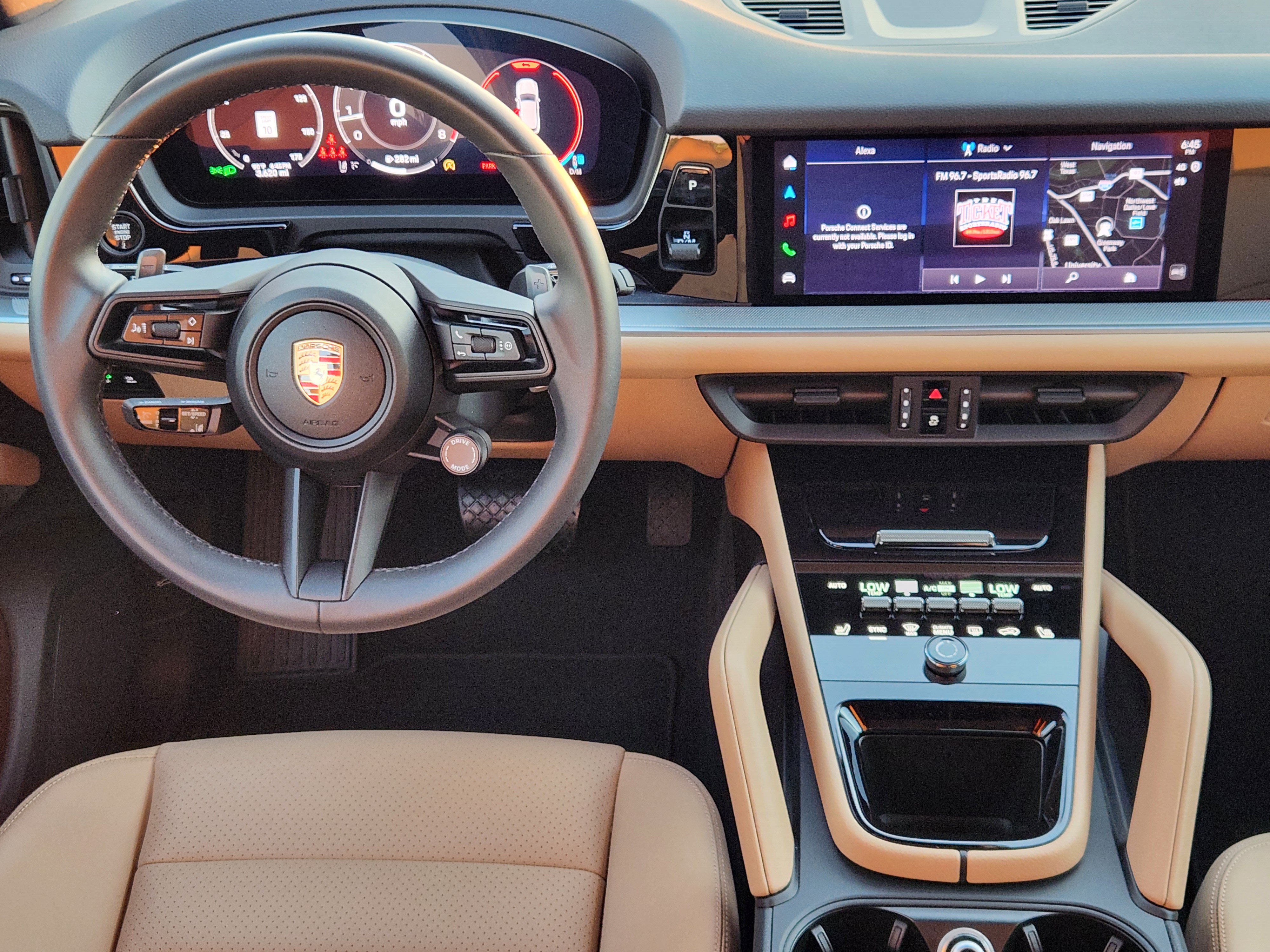 Certified 2026 Porsche Cayenne AWD/4WD image 28