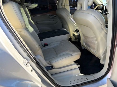 Used 2018 Volvo XC90 T6 Inscription w/ Convenience Package image 15