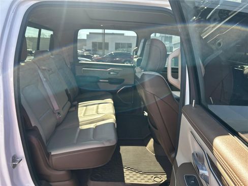 Used 2020 RAM 1500 Laramie AWD/4WD image 12