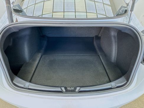 Used 2023 Tesla Model 3 Standard Range RWD image 18