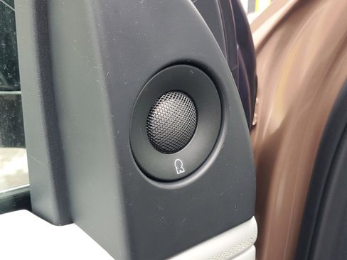 New 2025 Lincoln Navigator L Black Label image 9